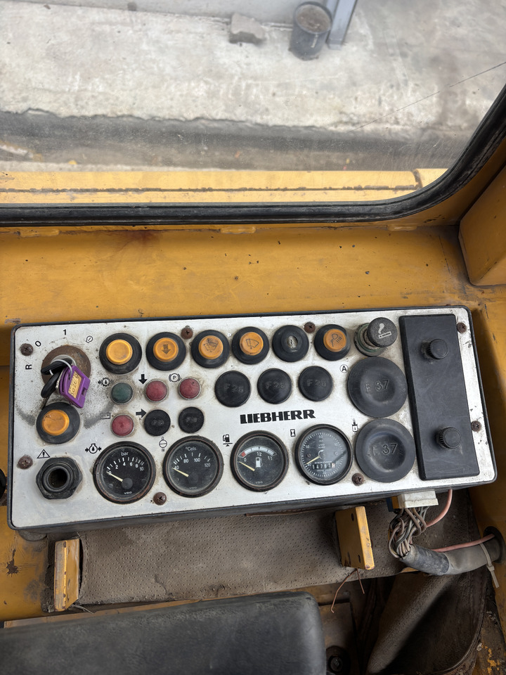 LIEBHERR PR 711 - Bulldozer: foto 3 LIEBHERR PR 711 - Bulldozer: foto 3