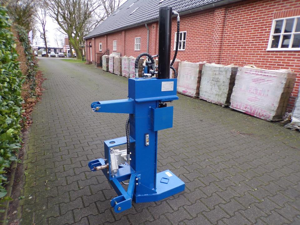 Holzspalter 22 Tonnen für Kleintraktor - Astilladora de leña: foto 2 Holzspalter 22 Tonnen für Kleintraktor - Astilladora de leña: foto 2