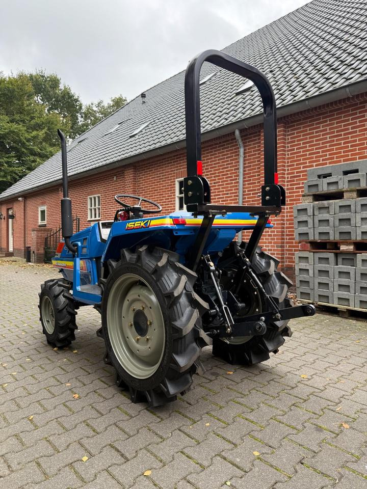 Kleintraktor Iseki TU170 ab 49 € pro Monat. - Mini tractor: foto 3 Kleintraktor Iseki TU170 ab 49 € pro Monat. - Mini tractor: foto 3