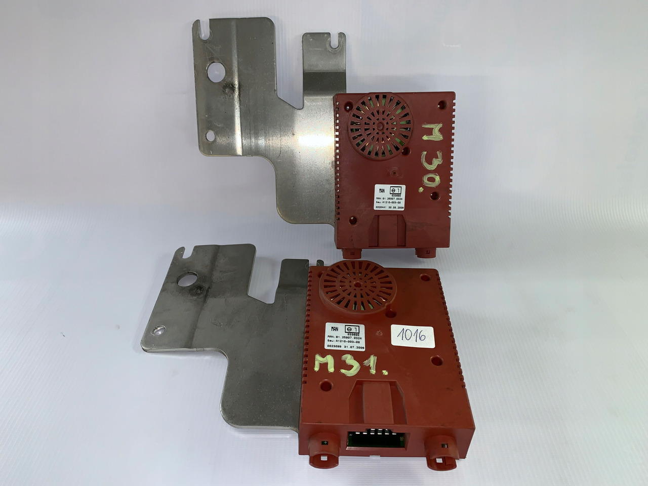 KOMPUTER PRZETWORNICA MAN TGA TGX TGS 81259070324 - Unidad de control para Camión: foto 1 KOMPUTER PRZETWORNICA MAN TGA TGX TGS 81259070324 - Unidad de control para Camión: foto 1