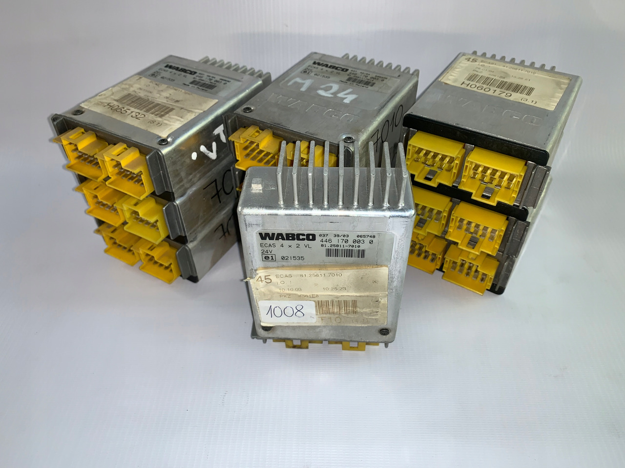 KOMPUTER STEROWNIK ECAS MAN TGA 81258117010 - Unidad de control para Camión: foto 1 KOMPUTER STEROWNIK ECAS MAN TGA 81258117010 - Unidad de control para Camión: foto 1