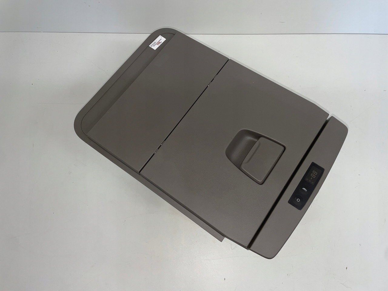 LODÓWKA CHŁODZIARKA SCANIA P G NGS 2770786 - Cabina e interior para Camión: foto 2 LODÓWKA CHŁODZIARKA SCANIA P G NGS 2770786 - Cabina e interior para Camión: foto 2