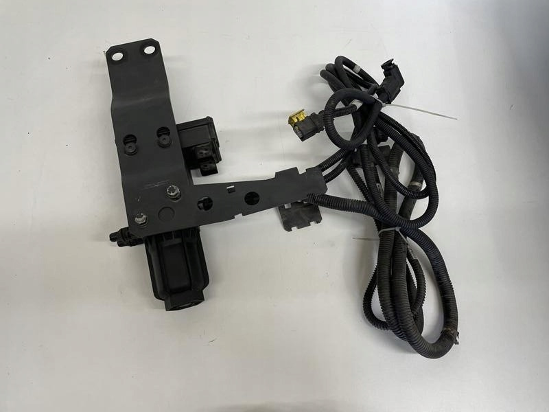 POMPA ADBLUE MERCEDES ACTROS MP4 MP 4 A0001402378 - Depósito de AdBlue para Camión: foto 5 POMPA ADBLUE MERCEDES ACTROS MP4 MP 4 A0001402378 - Depósito de AdBlue para Camión: foto 5