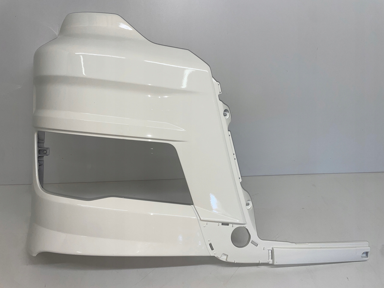 PRAWA OSŁONA ZDERZAKA ZDERZAK OKULAR MAN TGX3 TG3 TGX 3 81416142280 - Parachoques para Camión: foto 1 PRAWA OSŁONA ZDERZAKA ZDERZAK OKULAR MAN TGX3 TG3 TGX 3 81416142280 - Parachoques para Camión: foto 1