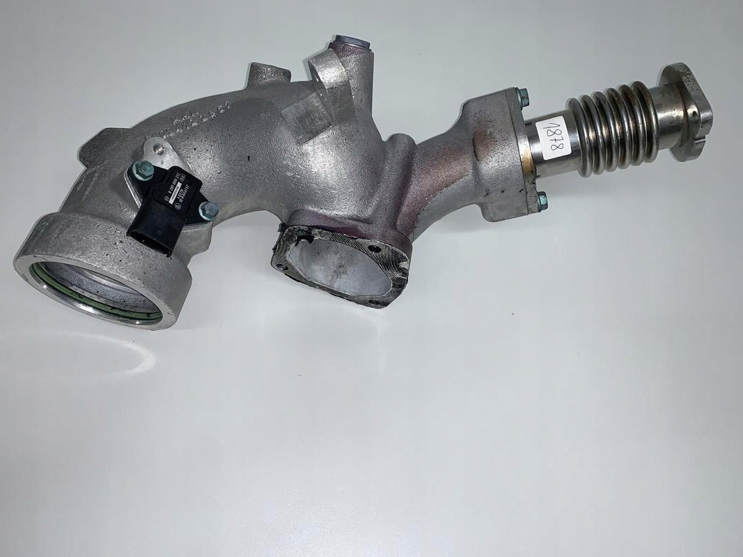 RURA INTERCOOLERA CHŁODNICY EGR MAN TGX TGS EURO 6 - Motor y piezas para Camión: foto 1 RURA INTERCOOLERA CHŁODNICY EGR MAN TGX TGS EURO 6 - Motor y piezas para Camión: foto 1