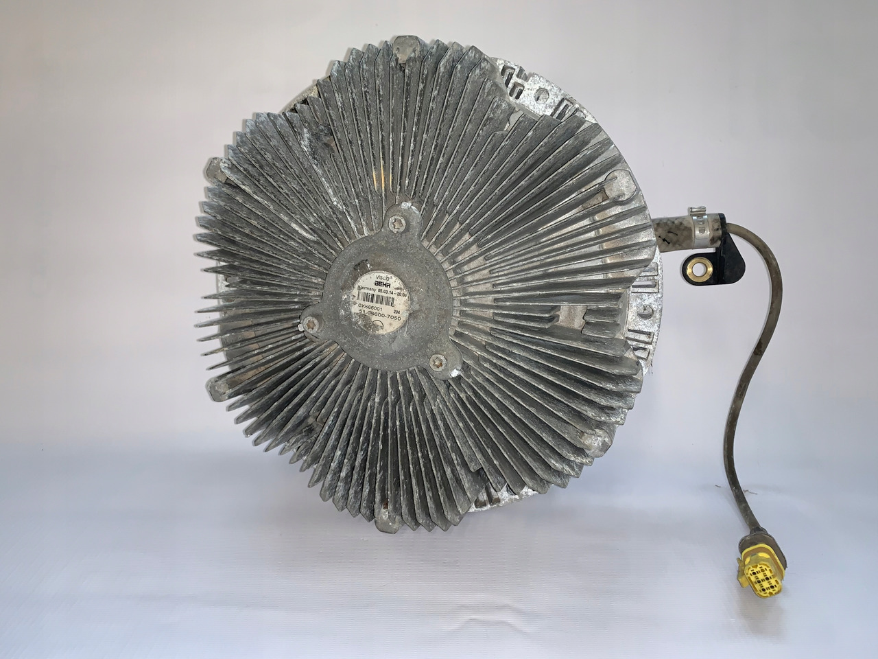 SPRZĘGŁO WISKOTYCZNE WISCOZA WISKOZA MAN TGA TGX - Ventilador para Camión: foto 1 SPRZĘGŁO WISKOTYCZNE WISCOZA WISKOZA MAN TGA TGX - Ventilador para Camión: foto 1