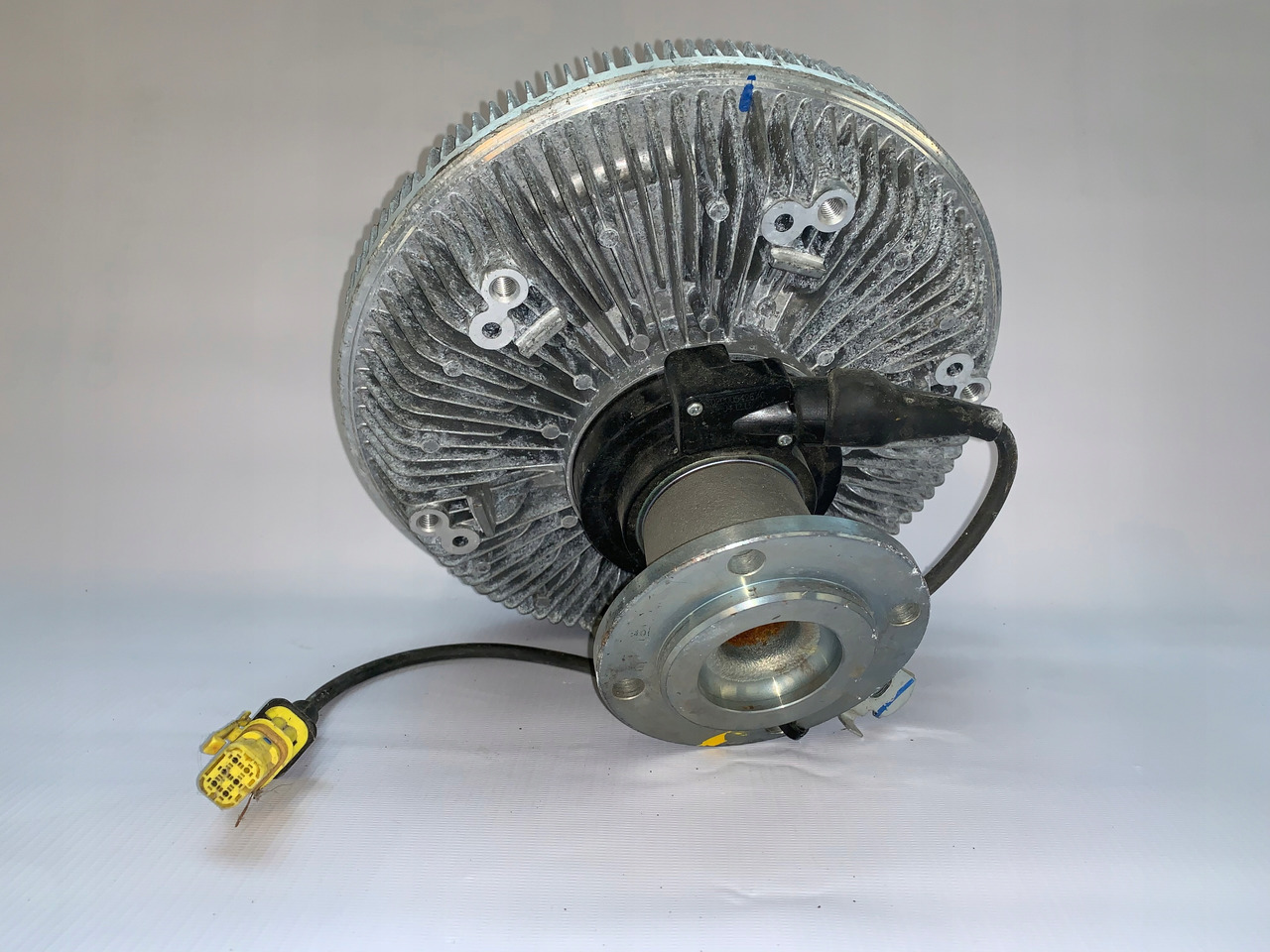 SPRZĘGŁO WISKOTYCZNE WISCOZA WISKOZA MAN TGS TGX - Ventilador para Camión: foto 1 SPRZĘGŁO WISKOTYCZNE WISCOZA WISKOZA MAN TGS TGX - Ventilador para Camión: foto 1