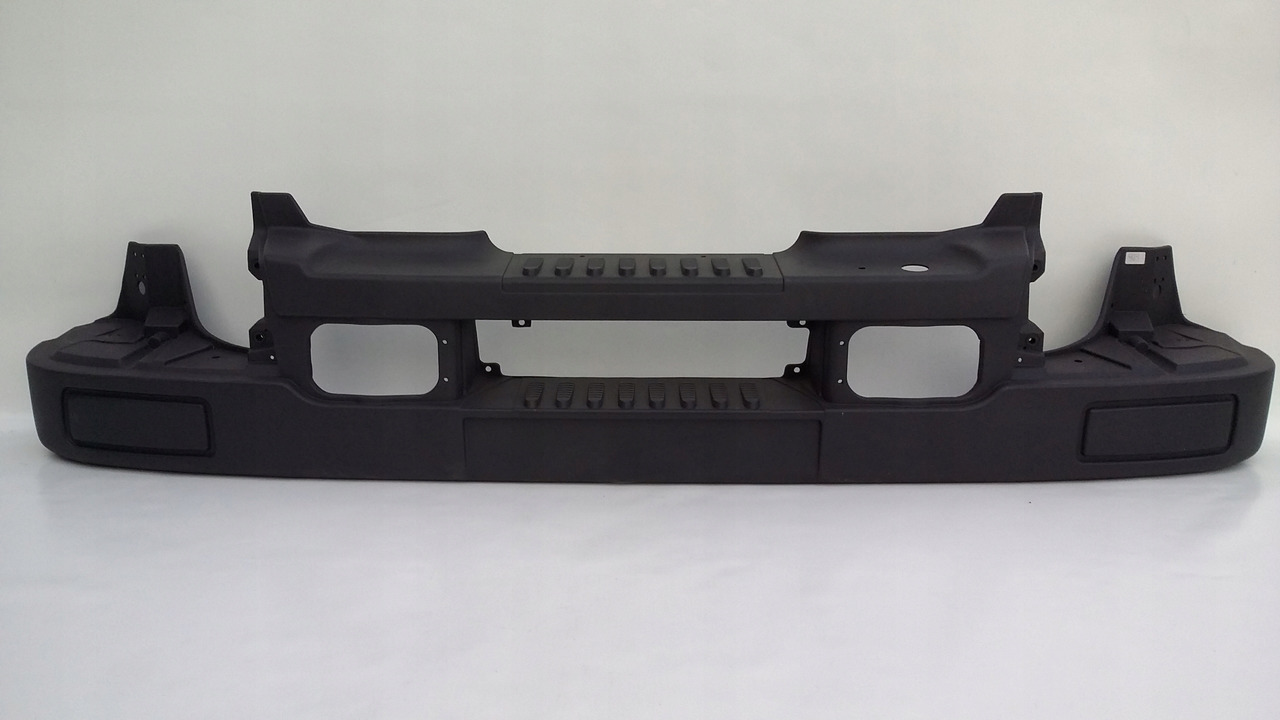 ZDERZAK RENAULT MIDLUM BEZ WEJŚCIA NA HALOGENY - Parachoques para Camión: foto 1 ZDERZAK RENAULT MIDLUM BEZ WEJŚCIA NA HALOGENY - Parachoques para Camión: foto 1