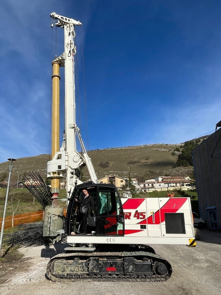 Mait HR45 NOLEGGIO - RENTAL - Martillo de hinca de pilotes: foto 1 Mait HR45 NOLEGGIO - RENTAL - Martillo de hinca de pilotes: foto 1