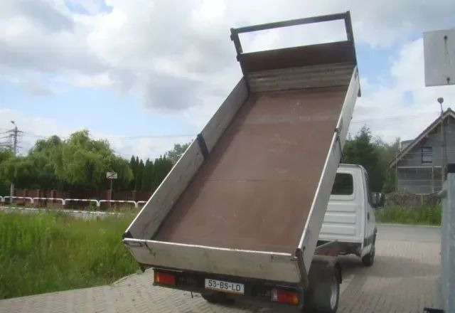 Iveco DAILY 40 C 12 WYWROTKA 3.5T 4.20M KLIMA - Furgoneta basculante: foto 3 Iveco DAILY 40 C 12 WYWROTKA 3.5T 4.20M KLIMA - Furgoneta basculante: foto 3