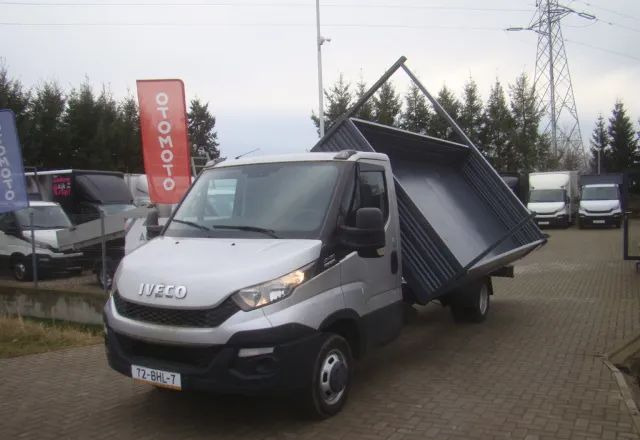 Iveco DAILY 50 C 17  3-STRONNA WYWROTKA 4.80M 3.5T - Furgoneta basculante: foto 1 Iveco DAILY 50 C 17  3-STRONNA WYWROTKA 4.80M 3.5T - Furgoneta basculante: foto 1