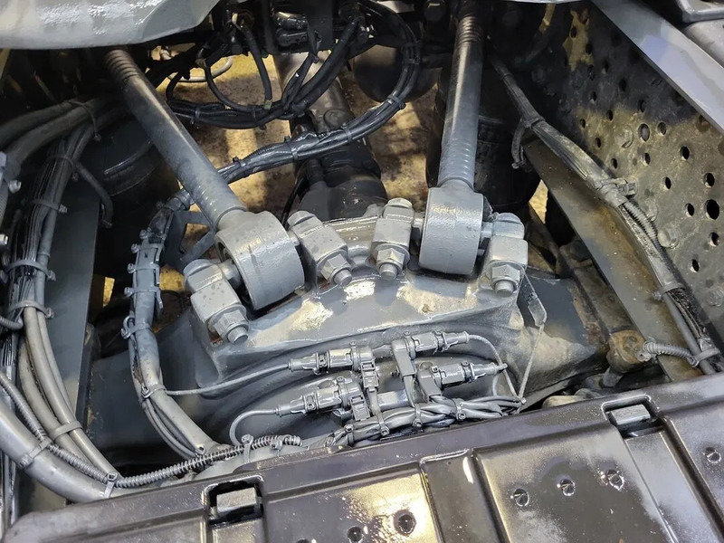 Cabeza tractora Mercedes-Benz Actros 1848: foto 6