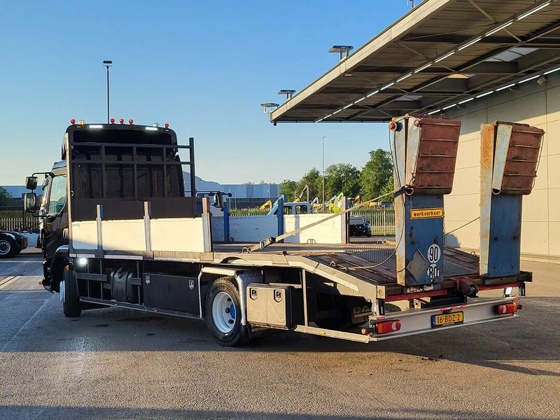 DAF LF 180 - Camión portavehículos: foto 3 DAF LF 180 - Camión portavehículos: foto 3