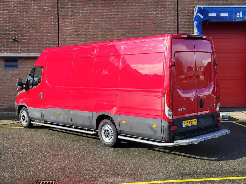Iveco Daily 35S12 - Furgón, Furgoneta combi: foto 3 Iveco Daily 35S12 - Furgón, Furgoneta combi: foto 3