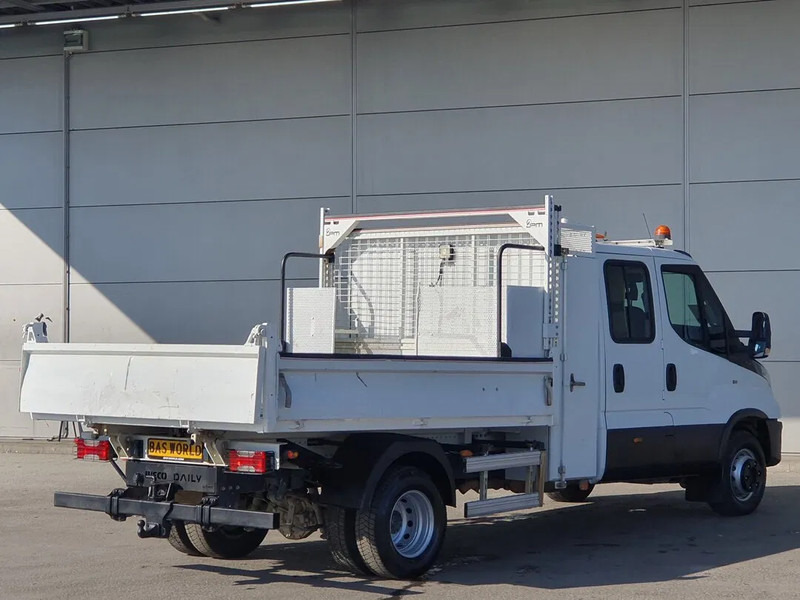 Iveco Daily 70 C18 - Furgoneta basculante: foto 4 Iveco Daily 70 C18 - Furgoneta basculante: foto 4