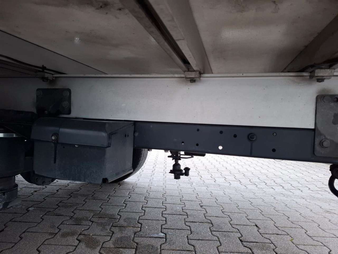 Furgoneta caja cerrada Iveco 35-160P/A8, Klima, HiMatik, LED, Luft,: foto 15