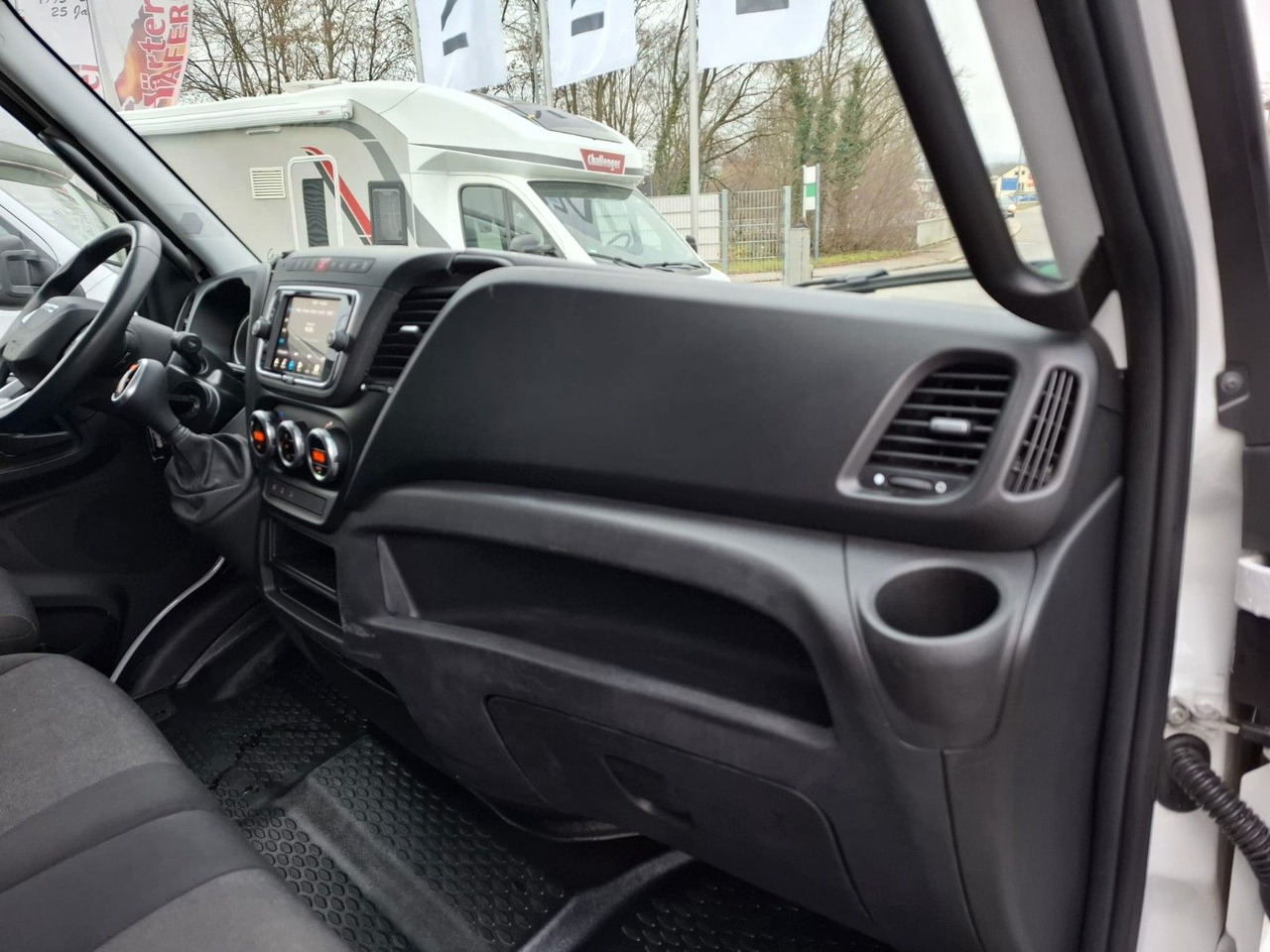 Furgoneta caja cerrada Iveco 35-160P/A8, Klima, HiMatik, LED, Luft,: foto 18