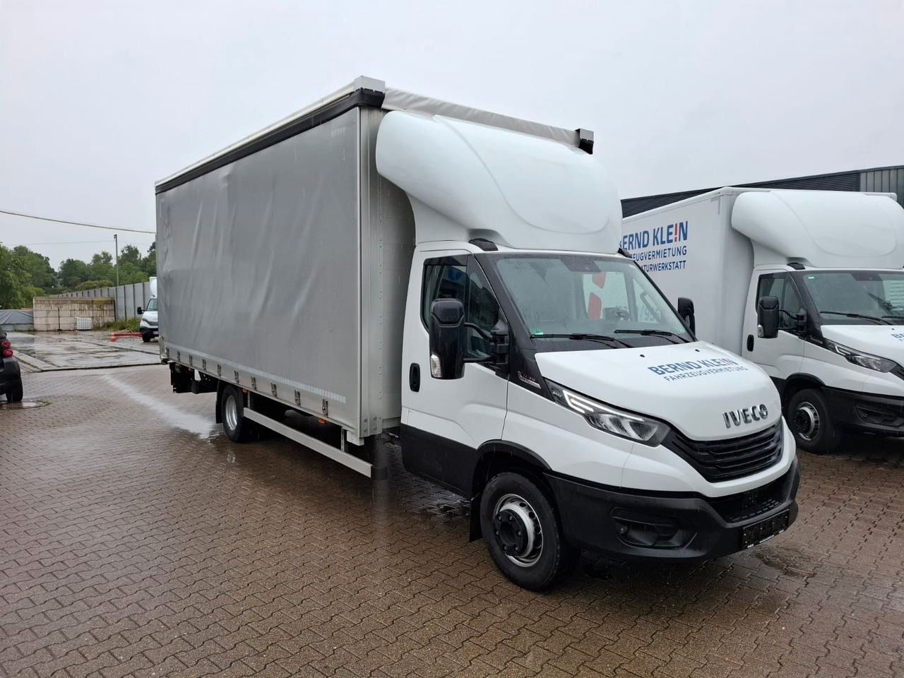 Iveco 72-210A8/P, Klima, Luft, HiMatic, LBW, RFK, - Furgoneta con lona: foto 3 Iveco 72-210A8/P, Klima, Luft, HiMatic, LBW, RFK, - Furgoneta con lona: foto 3