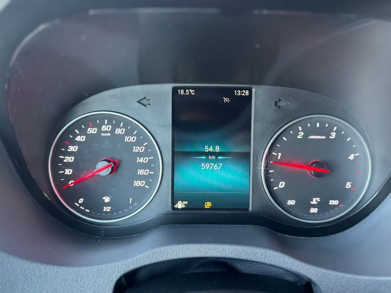 Mercedes-Benz Sprinter 317 CDI Maxi Lang Silber Klima MBUX AHK - Furgón: foto 5 Mercedes-Benz Sprinter 317 CDI Maxi Lang Silber Klima MBUX AHK - Furgón: foto 5