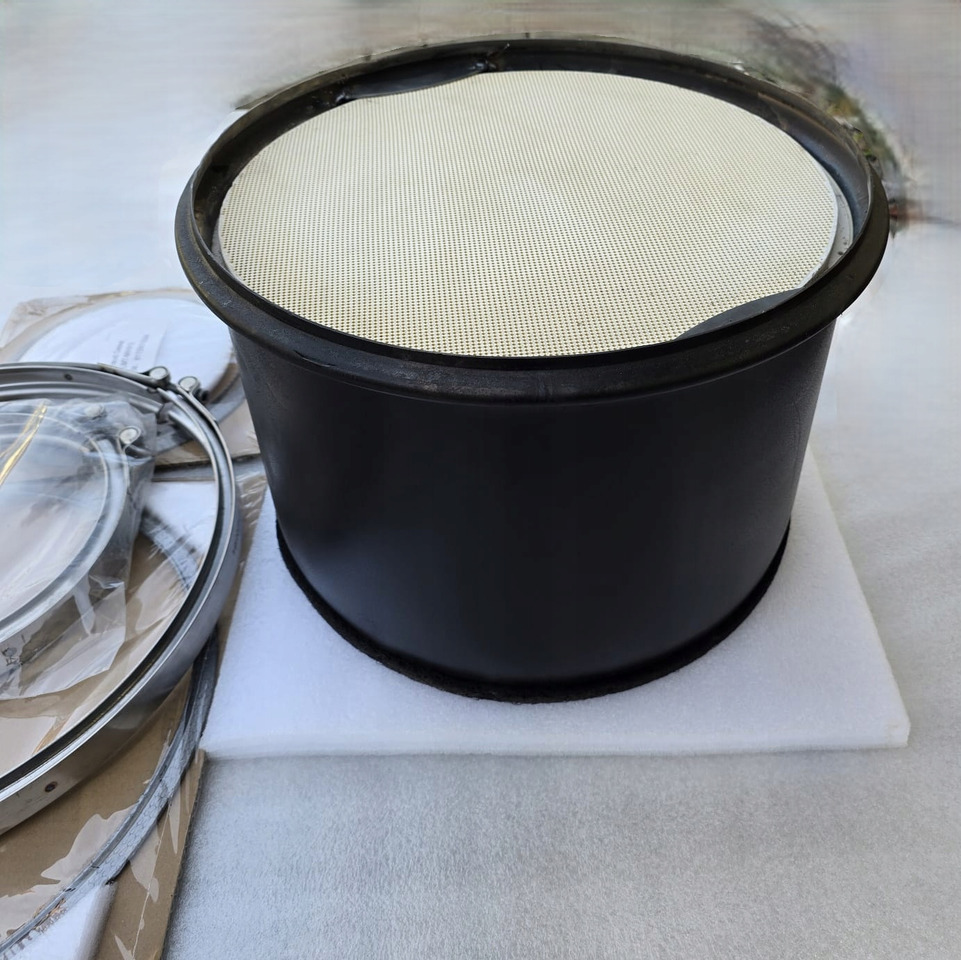 Nowy Wkład DPF MAN TGX Euro 6 + Zestaw uszczelek - Sistema de escape para Camión: foto 2 Nowy Wkład DPF MAN TGX Euro 6 + Zestaw uszczelek - Sistema de escape para Camión: foto 2