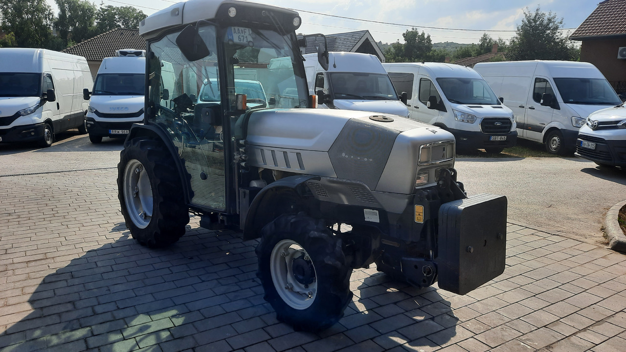 LAMBORGHINI RV90 Automatic - Maquinaria agrícola: foto 3 LAMBORGHINI RV90 Automatic - Maquinaria agrícola: foto 3