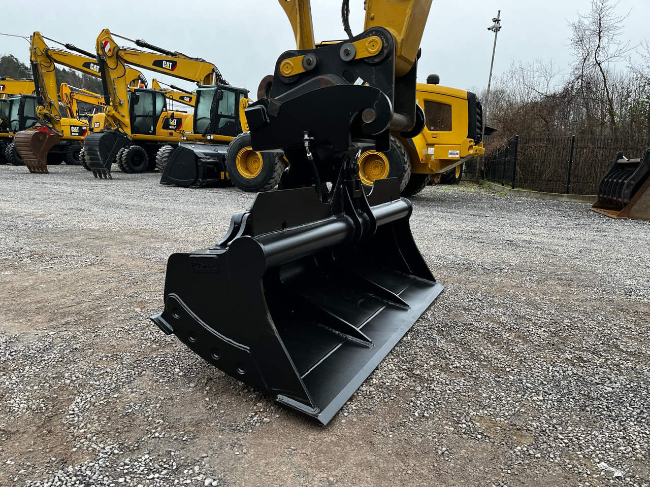 Łyżka skarpowa hydraulicznie uchylna CW40 - Cazo para excavadora: foto 3 Łyżka skarpowa hydraulicznie uchylna CW40 - Cazo para excavadora: foto 3