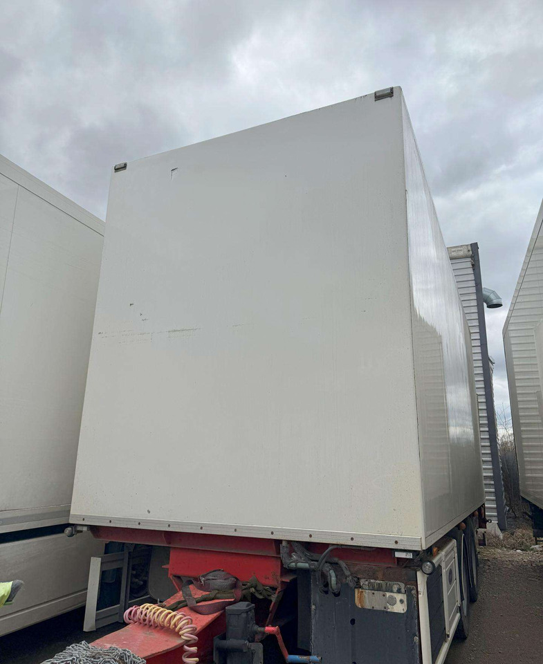 HFR BUSSBYGG KK18 - Semirremolque frigorífico: foto 1 HFR BUSSBYGG KK18 - Semirremolque frigorífico: foto 1