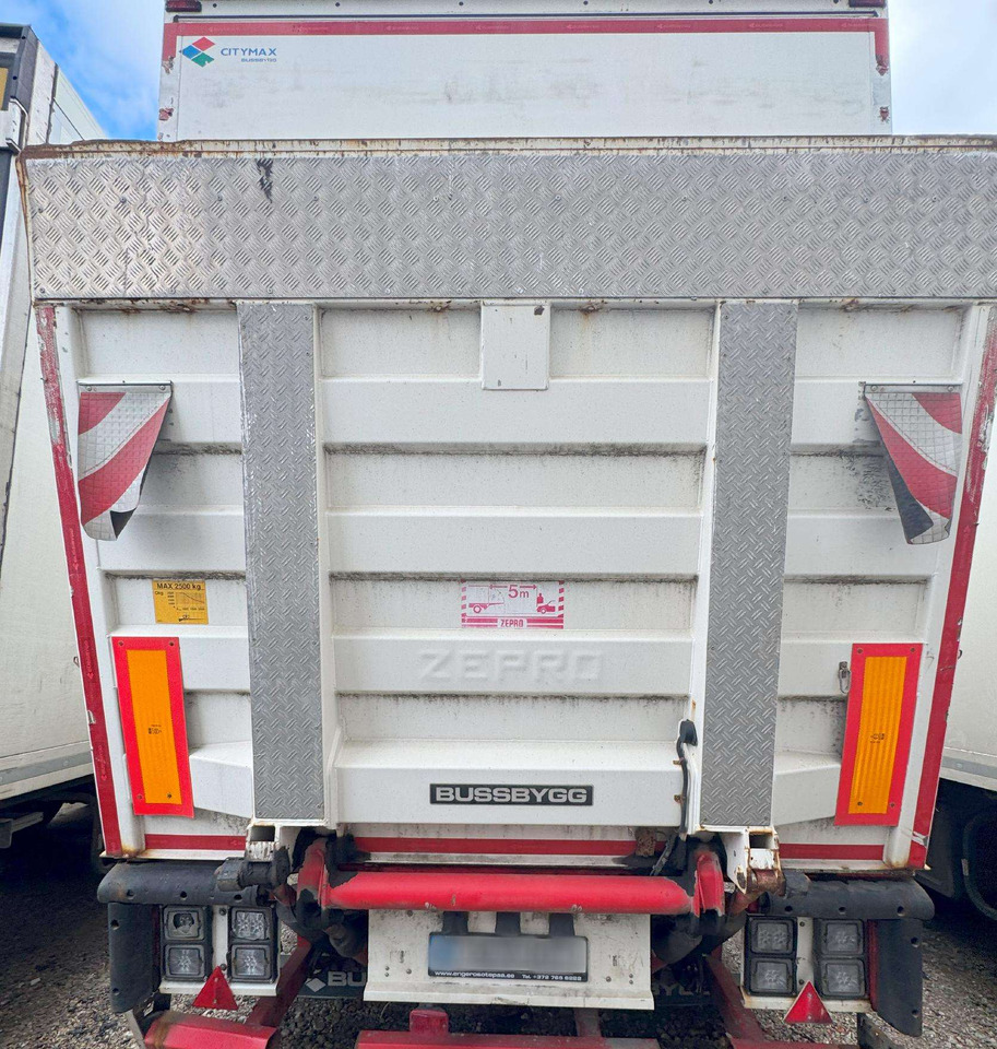 HFR BUSSBYGG KK18 - Semirremolque frigorífico: foto 3 HFR BUSSBYGG KK18 - Semirremolque frigorífico: foto 3