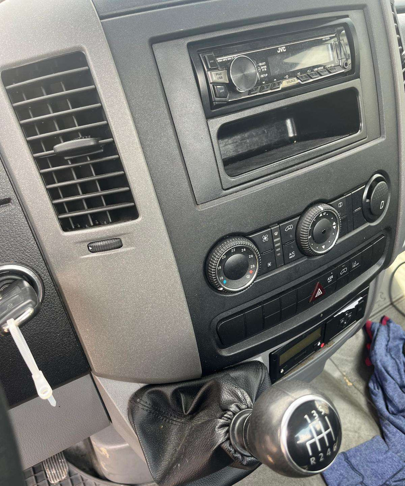 Arrendamiento de Volkswagen CRAFTER Volkswagen CRAFTER: foto 10 Arrendamiento de Volkswagen CRAFTER Volkswagen CRAFTER: foto 10