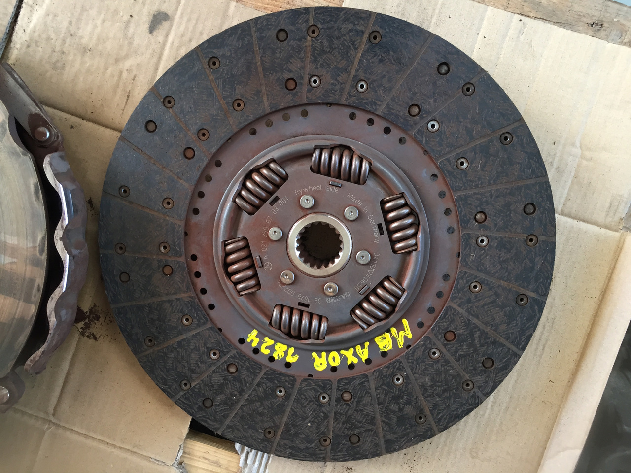 Gebrauchte Kupplungsscheibe MB Axor 1824, Motor Typ : OM 906 LA, Artikel - Nr. : A 021 250 67 03 - Disco de embrague para Camión: foto 3 Gebrauchte Kupplungsscheibe MB Axor 1824, Motor Typ : OM 906 LA, Artikel - Nr. : A 021 250 67 03 - Disco de embrague para Camión: foto 3