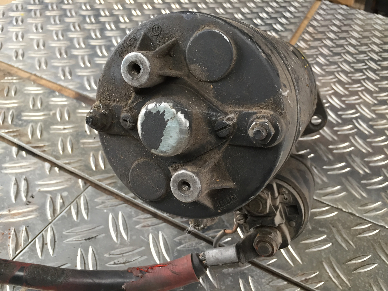 Gebrauchter Anlasser Magirus Deutz, Motor Typ 5 L912, Artikel - Nr. : 0 001 368 001 - Arranque para Camión: foto 3 Gebrauchter Anlasser Magirus Deutz, Motor Typ 5 L912, Artikel - Nr. : 0 001 368 001 - Arranque para Camión: foto 3