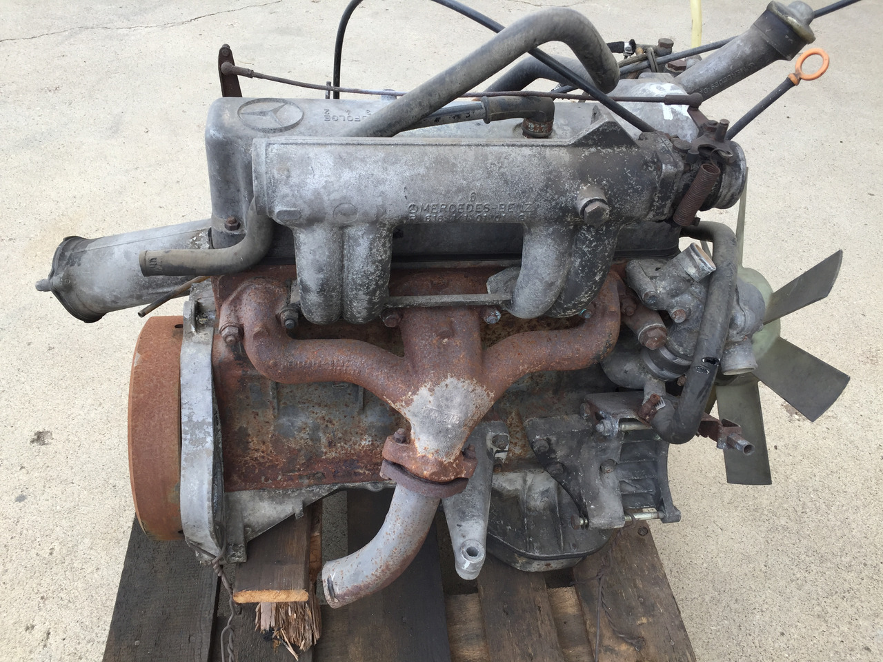 Gebrauchter Motor MB 207 D, Motor Typ OM 601, Artikel - Nr. : A 9999 9999 99 - Motor para Camión: foto 4 Gebrauchter Motor MB 207 D, Motor Typ OM 601, Artikel - Nr. : A 9999 9999 99 - Motor para Camión: foto 4