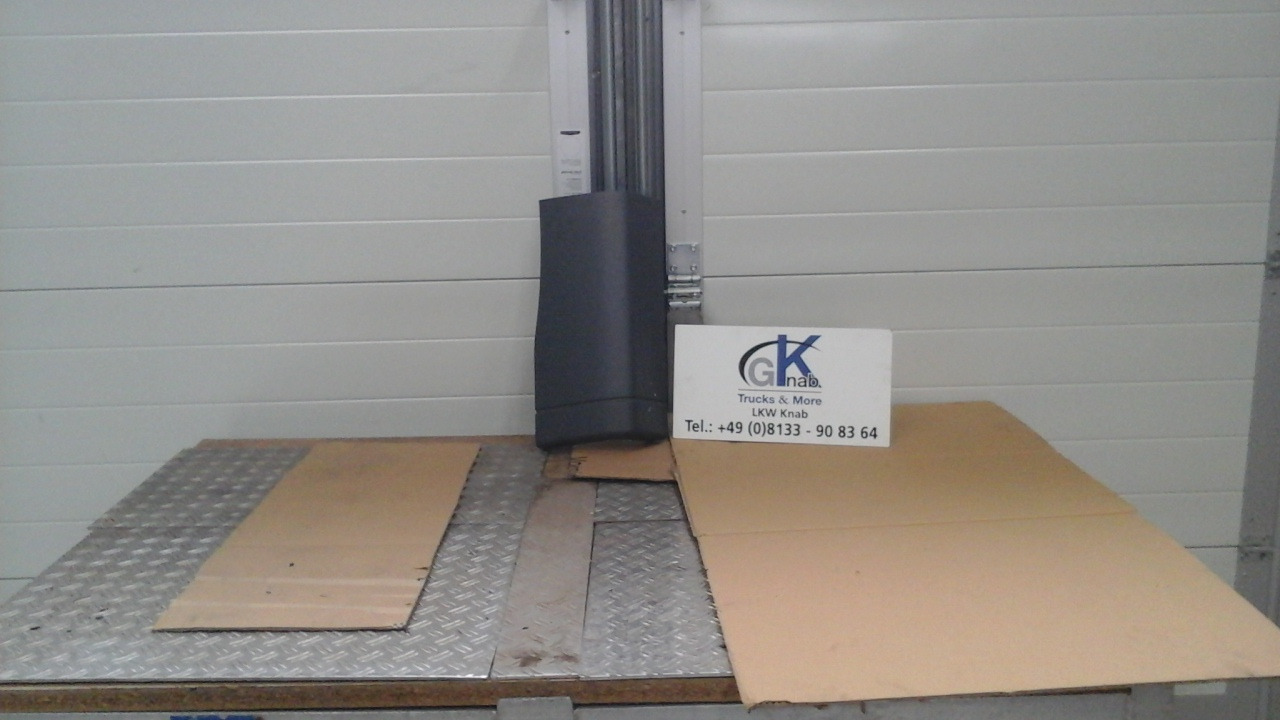 Neuwertige Kotflügelverlängerung MAN TGM / TG3 links, Artikel - Nr.: 81.61211 - 0163 - Guardabarros para Camión: foto 1 Neuwertige Kotflügelverlängerung MAN TGM / TG3 links, Artikel - Nr.: 81.61211 - 0163 - Guardabarros para Camión: foto 1