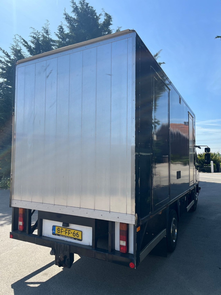 DAF 45 - Camión caja cerrada: foto 3 DAF 45 - Camión caja cerrada: foto 3