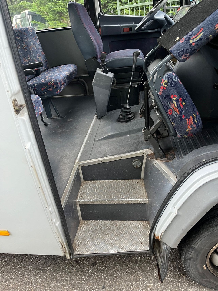 Mercedes-Benz Vario 814 Retarder - Autobús suburbano: foto 5 Mercedes-Benz Vario 814 Retarder - Autobús suburbano: foto 5