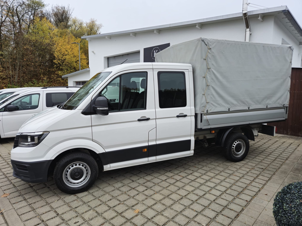 VOLKSWAGEN Crafter Pritsche 35 DOKA mittellang 4MOTION - Furgoneta con lona: foto 3 VOLKSWAGEN Crafter Pritsche 35 DOKA mittellang 4MOTION - Furgoneta con lona: foto 3