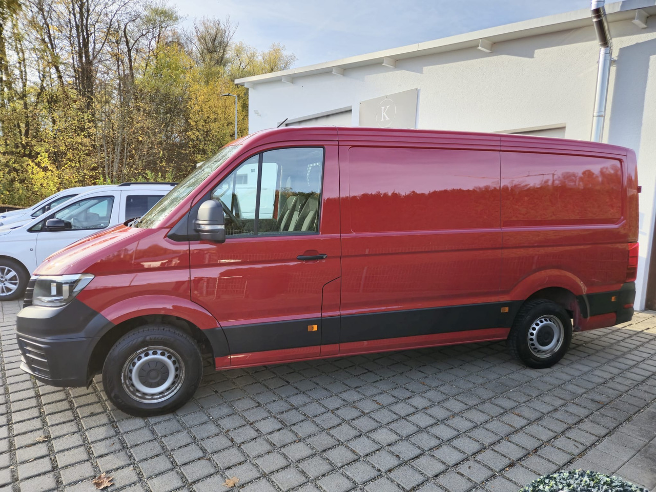 Volkswagen Crafter Kasten 35 FWD mittellang/Kamera/Navi/App - Furgón: foto 3 Volkswagen Crafter Kasten 35 FWD mittellang/Kamera/Navi/App - Furgón: foto 3