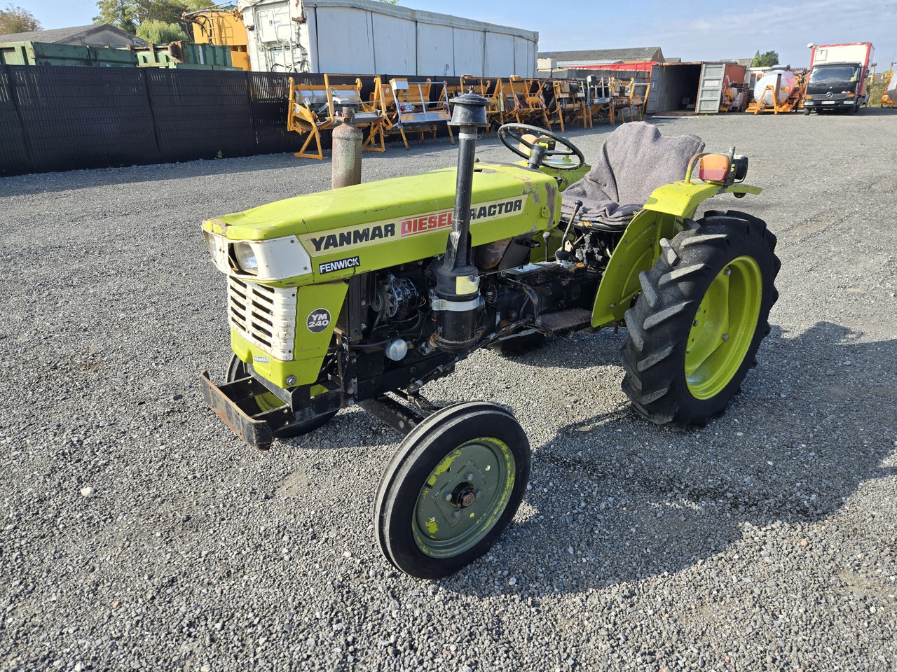 Yanmar YM240 - Mini tractor: foto 5 Yanmar YM240 - Mini tractor: foto 5