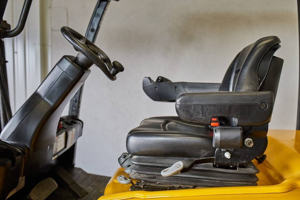 Yale ERP35VL - Carretilla elevadora eléctrica: foto 5 Yale ERP35VL - Carretilla elevadora eléctrica: foto 5