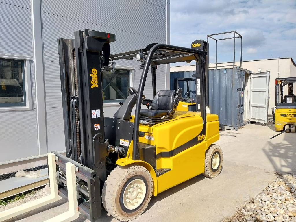 Yale ERP40VM - Carretilla elevadora eléctrica: foto 5 Yale ERP40VM - Carretilla elevadora eléctrica: foto 5