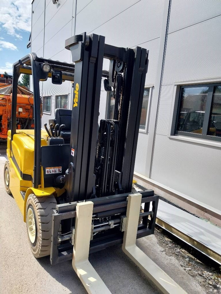 Yale ERP40VM - Carretilla elevadora eléctrica: foto 3 Yale ERP40VM - Carretilla elevadora eléctrica: foto 3