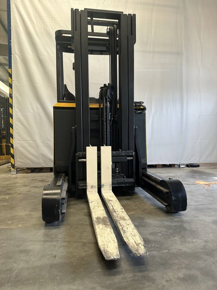 Yale MR14 - Retráctil: foto 5 Yale MR14 - Retráctil: foto 5