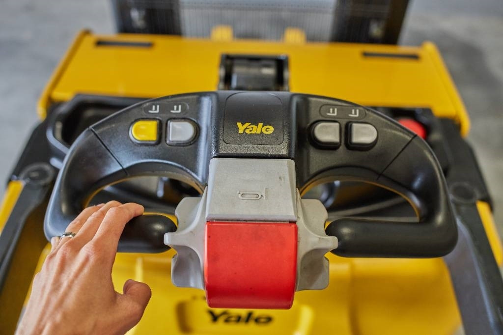 Yale MS12X - Carretilla elevadora eléctrica: foto 5 Yale MS12X - Carretilla elevadora eléctrica: foto 5