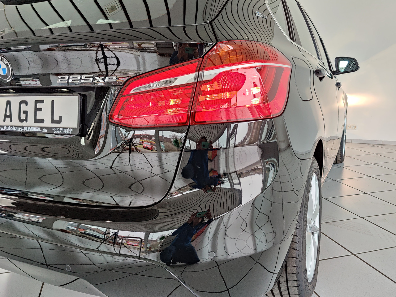 BMW 225 xe ActiveTourer iPerf. Advantage*Navi*SHZ* Hybrid 165kW - Berlina: foto 5 BMW 225 xe ActiveTourer iPerf. Advantage*Navi*SHZ* Hybrid 165kW - Berlina: foto 5