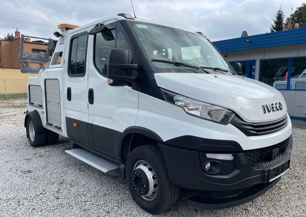 Iveco Daily 70C18 Hi-Matic Pomoc drogowa Holownik 2019r - Grua de remolque autos: foto 3 Iveco Daily 70C18 Hi-Matic Pomoc drogowa Holownik 2019r - Grua de remolque autos: foto 3