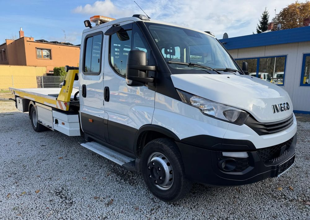 Iveco Daily 70C18 Pomoc drogowa Laweta 2019r Hi-Matic - Grua de remolque autos: foto 3 Iveco Daily 70C18 Pomoc drogowa Laweta 2019r Hi-Matic - Grua de remolque autos: foto 3