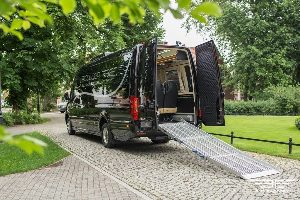 Mercedes-Benz Sprinter 519, Special 16+1 and 2 wheelchairs !! - Minibús, Furgoneta de pasajeros: foto 4 Mercedes-Benz Sprinter 519, Special 16+1 and 2 wheelchairs !! - Minibús, Furgoneta de pasajeros: foto 4