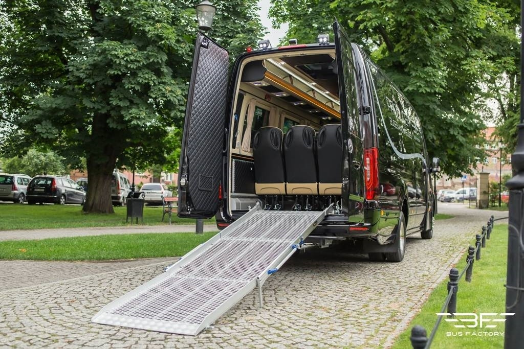 Mercedes-Benz Sprinter 519, Special 16+1 and 2 wheelchairs !! - Minibús, Furgoneta de pasajeros: foto 5 Mercedes-Benz Sprinter 519, Special 16+1 and 2 wheelchairs !! - Minibús, Furgoneta de pasajeros: foto 5