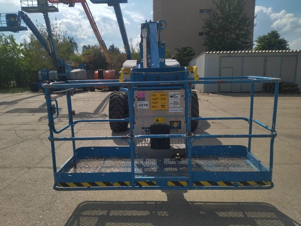 Genie ZX 135/70 - Plataforma articulada: foto 5 Genie ZX 135/70 - Plataforma articulada: foto 5
