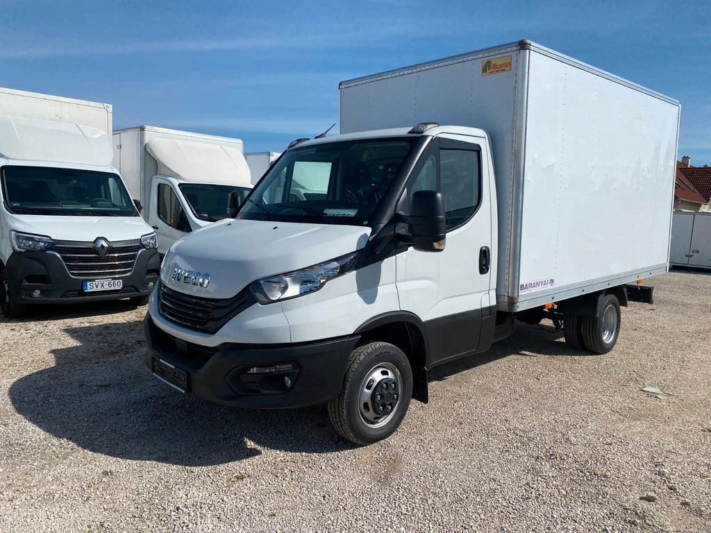 Iveco Daily Koffer mit LBW SOFORT Euro6E Iveco Daily Koffer mit LBW SOFORT Euro6E - Furgoneta caja cerrada: foto 1 Iveco Daily Koffer mit LBW SOFORT Euro6E Iveco Daily Koffer mit LBW SOFORT Euro6E - Furgoneta caja cerrada: foto 1